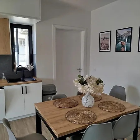 Bella Vista Penthouse Appartamento Sarandë