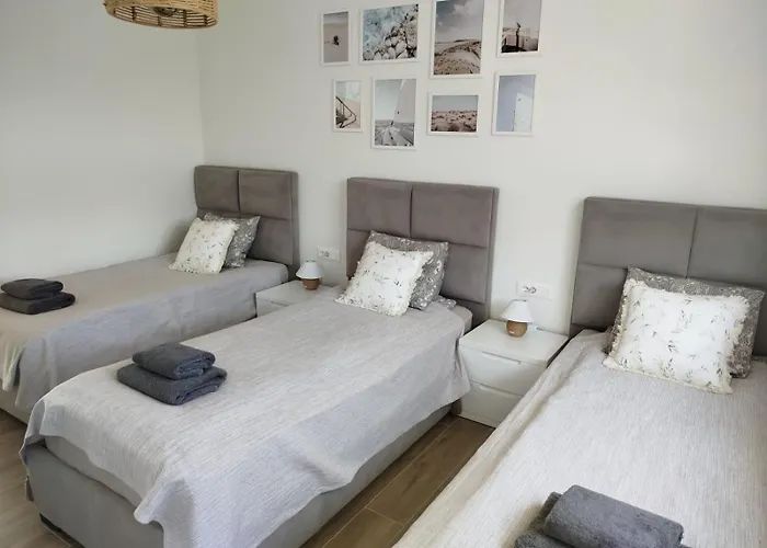 Bella Vista Penthouse * Sarandë
